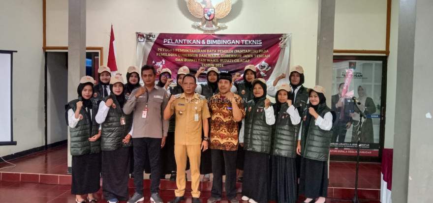 PELANTIKAN PANTARLIH DESA PAGUBUGAN